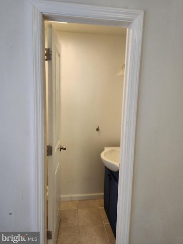 1351 Princess Ave, Camden NJ 08103-2910 exterior