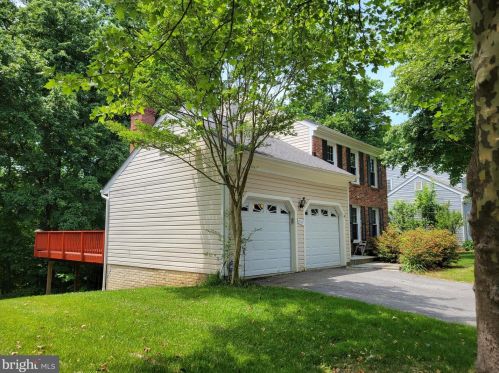 2707 Deer Ridge Dr, Silver Spring MD 20904-7140 exterior