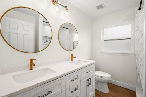 238 Willowick Dr, Naples FL 34110-1342 exterior