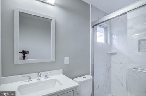 4115 Duvawn St, Alexandria VA 22310-2023 exterior