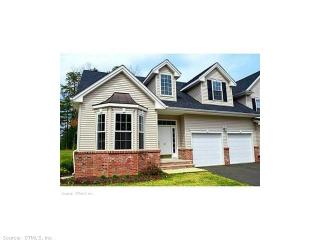 14 Haskins Rd, Windsor CT  06095-4768 exterior