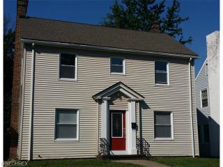 3070 Becket Rd, Cleveland OH  44120-2709 exterior