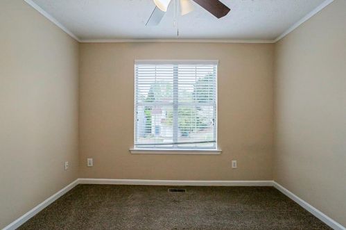 3990 Oak Glenn Dr, Duluth GA 30096-4577 exterior