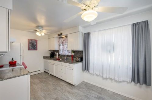 496 Lougeay Rd, Pittsburgh PA 15235-4505 exterior