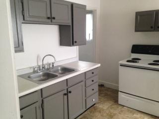 2041 Southeastern Ave, Indianapolis IN  46201-3964 exterior