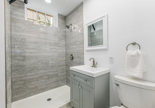 168 89th St, Milwaukee WI  53226-4502 exterior