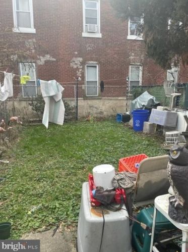 1905 4th St, Chester, PA 19013-2815