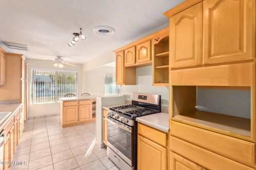 2328 Altadena Ave, Phoenix AZ 85029-3402 exterior