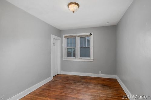 615 Diamond Ave, Grand Rapids MI 49503-1845 exterior