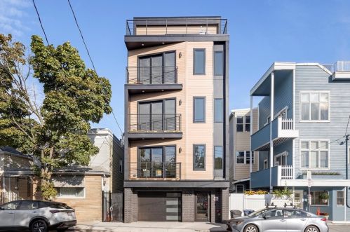 268 Bremen St, Boston MA exterior