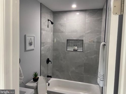 4234 Dix St, Washington DC  20019-3436 exterior