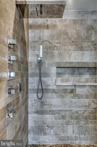 308 2nd St, Philadelphia PA 19133-0040 exterior