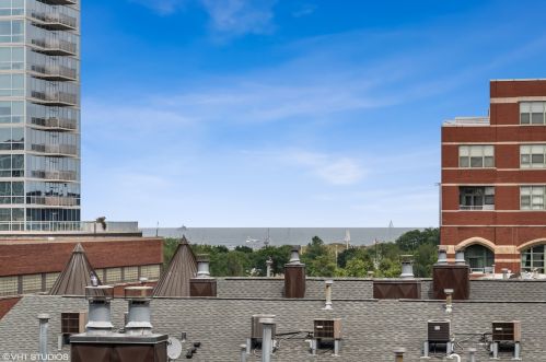 221 Cullerton St, Chicago IL  60616-1306 exterior