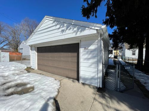 5921 64th St, Milwaukee WI  53218-1921 exterior