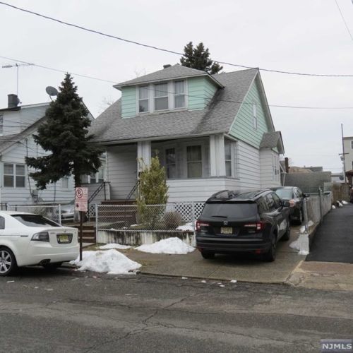 125 Albion Ave, Paterson NJ  07502-1913 exterior