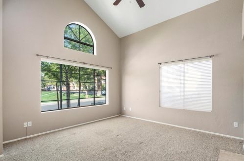 4523 Bluefield Ave, Phoenix AZ 85032-1420 exterior