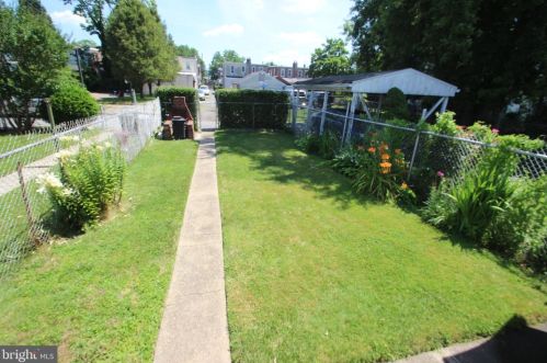 715 Engle St, Chester PA 19013-2702 exterior