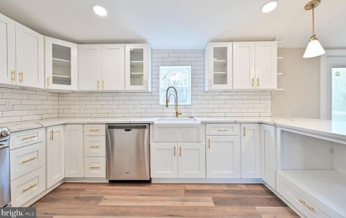 465 Bailey St, Pilesgrove NJ  08098-1014 exterior