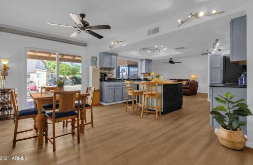 8622 40 Dr, Phoenix AZ 85019-1206 exterior