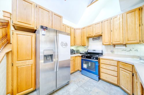 3649 Keeler Ave, Chicago IL 60641-3041 exterior