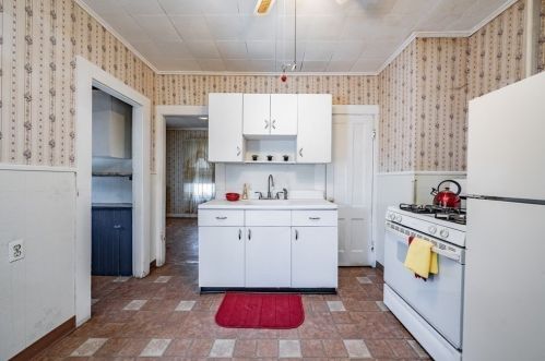 54 Revere St, Springfield MA 01108-1314 exterior