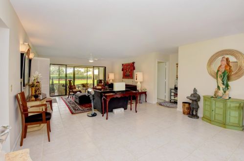 3693 Quail Rdg Dr, Boynton Beach FL 33436-5328 exterior