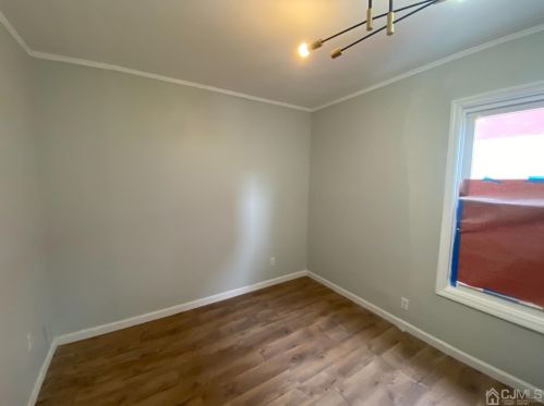 24 Joyce Kilmer Ave, New Brunswick NJ  08901-1950 exterior