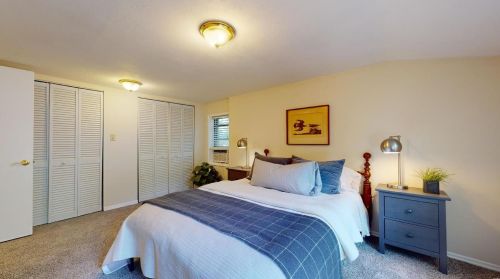 744 Laclede Sta Rd, Saint Louis MO 63117-2048 exterior