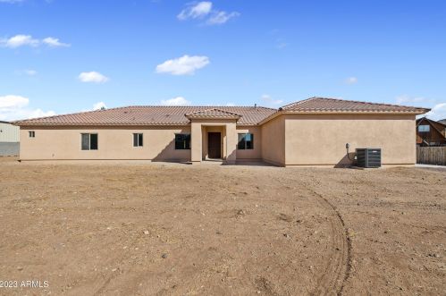 36648 27th Ave, Phoenix AZ 85086-8747 exterior