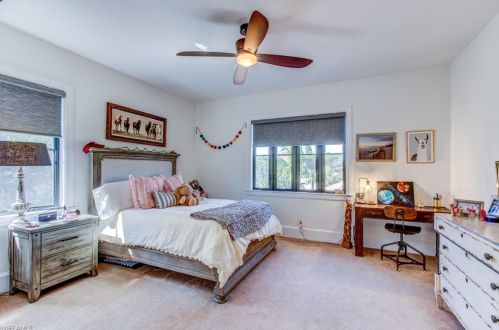 2252 Residence Cir, Naples FL 34105-3084 exterior