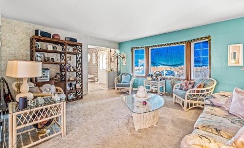 1920 Goldcrest Ave, Milwaukee, WI 53221-5075