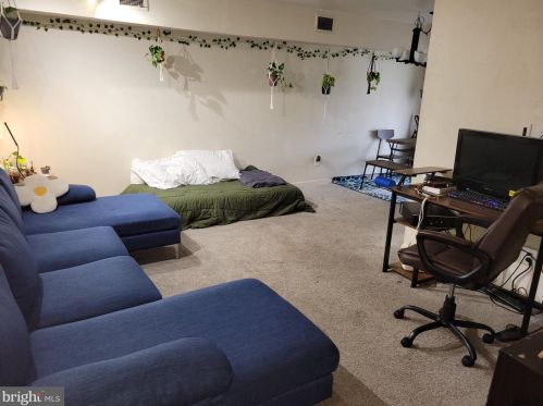 7 Orchard Ct, Limerick, PA 19468-2901