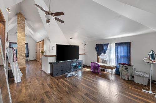 5518 Auer Ave, Milwaukee WI 53212-2107 exterior