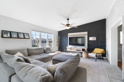 356 Spring Valley Rd, Pittsburgh PA  15243-1418 exterior