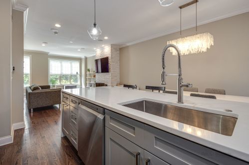 3455 Whipple St, Chicago IL 60655-2303 exterior