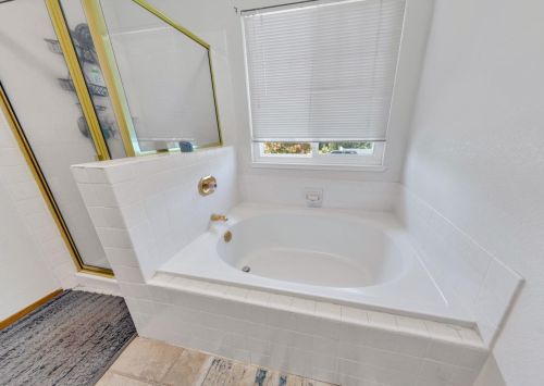 114 Framingham Way, Folsom CA  95630-5540 exterior