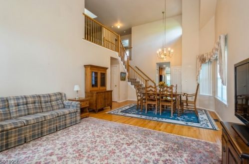 301 Porter Way, Bridgewater, NJ 08807-3540