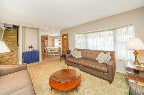 19 Sheldon Pl, Commack NY 11725-3237 exterior