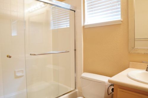 107 Monte Verano Ct, San Jose CA 95116-2658 exterior