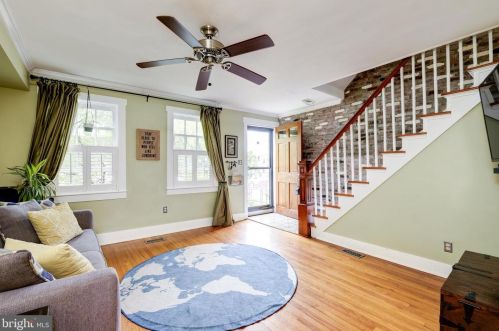 404 Fayette St, Alexandria VA  22314-2229 exterior