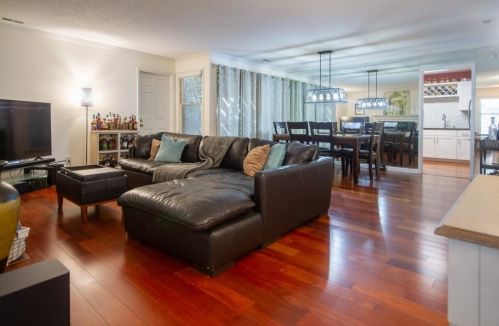 101 Garden Ct, Atlanta, GA 30328-4540