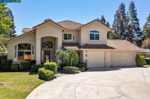 1868 Renee Way, Concord, CA 94521-1525