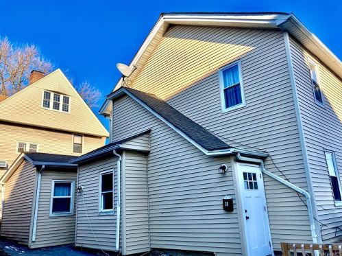 47 John St, Middletown NY 10940-4952 exterior