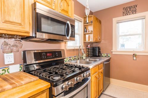 2824 Park St, Kalamazoo MI 49001-4276 exterior