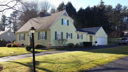 138 Church St, Ware, MA 01082-1204