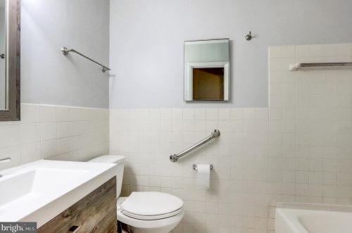 1506 Leister Dr, Silver Spring MD 20904-1548 exterior