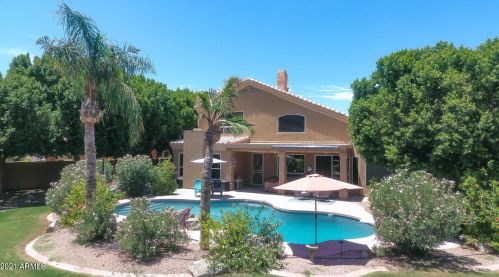 3151 Greythorne Way, Chandler AZ  85248-2152 exterior
