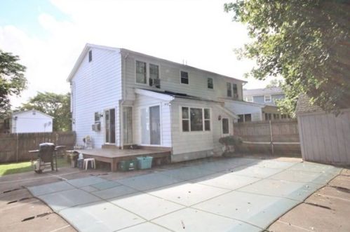 114 Henshaw St, Worcester MA 01603-1415 exterior