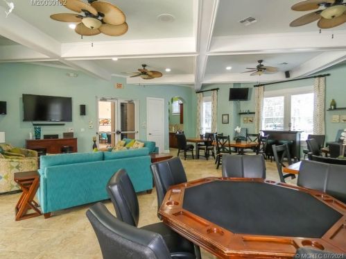 9780 Lindale Trace Blvd, Fort Pierce FL  34987-2411 exterior