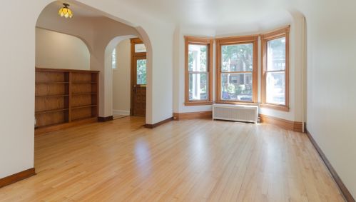 4142 Greenview Ave, Chicago IL  60613-1939 exterior